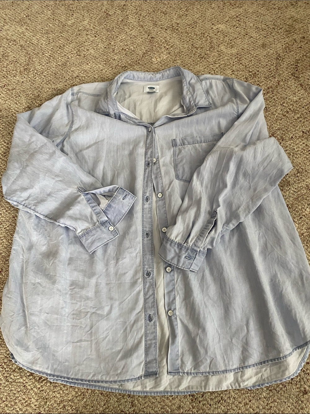 Old Navy Light Blue Casual Button-Up Shirt